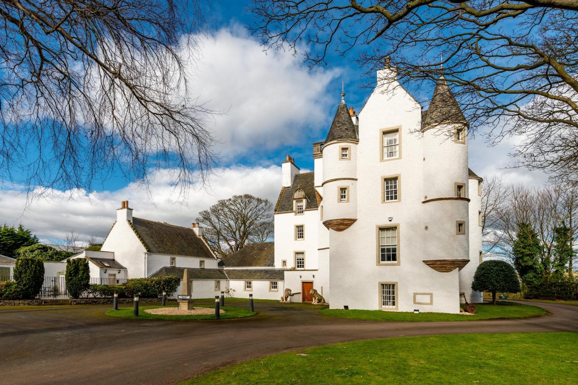 Castle Gogar * Edinburgh