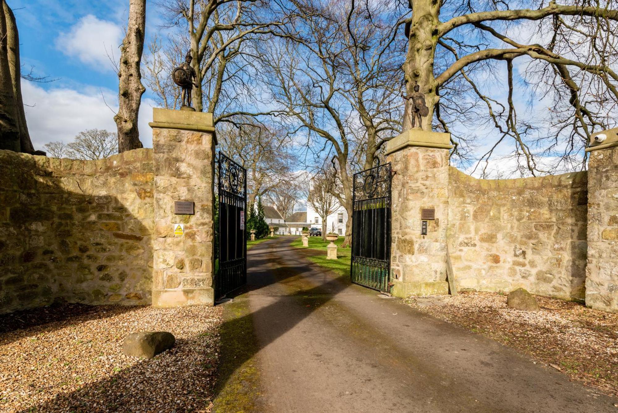 Castle Gogar Holiday home