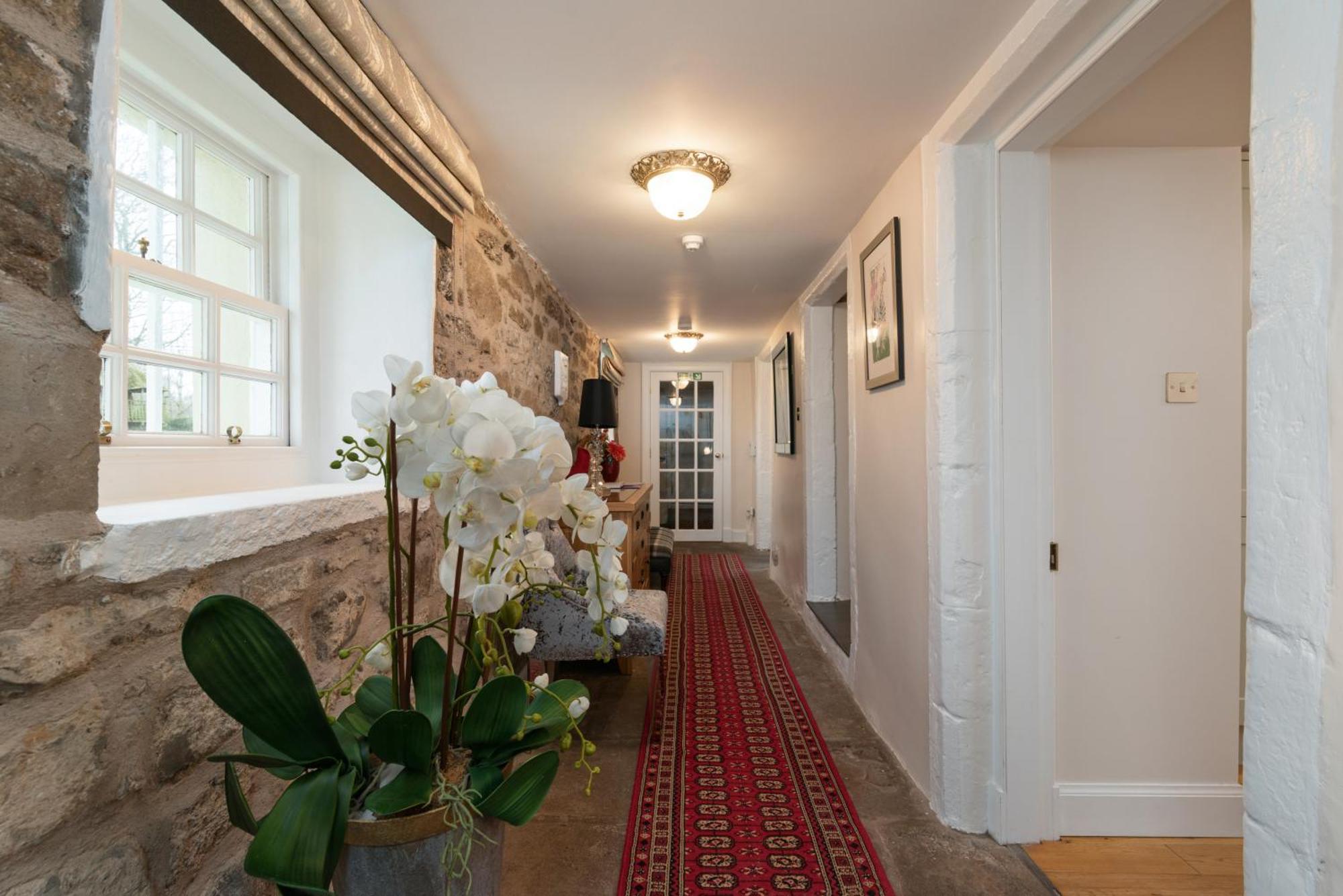 Holiday home Castle Gogar