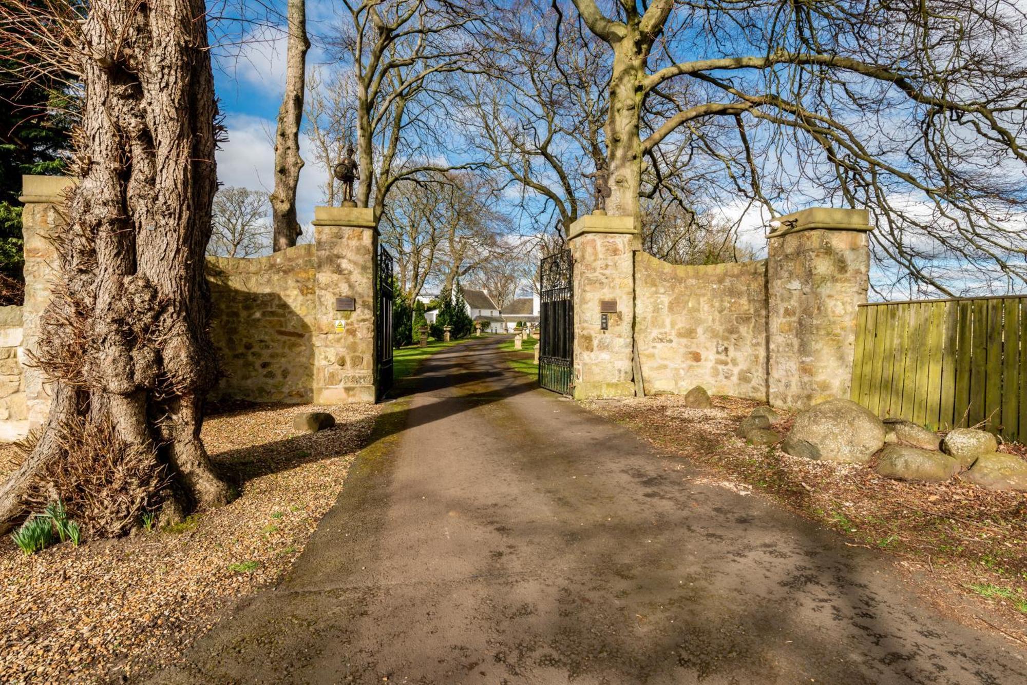 Castle Gogar *